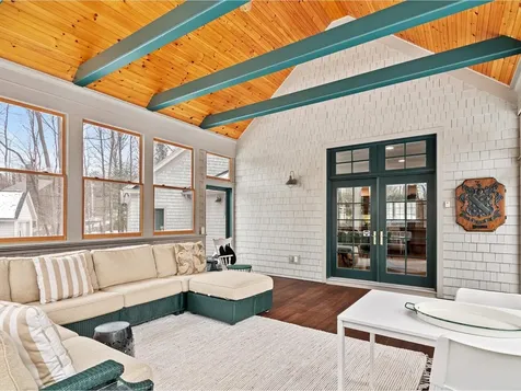 16 Wildwood Court Shelburne VT 05482