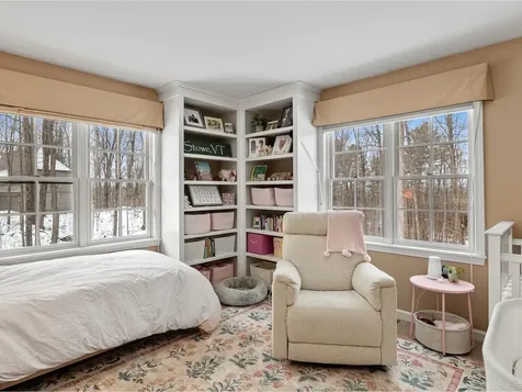 16 Wildwood Court Shelburne VT 05482