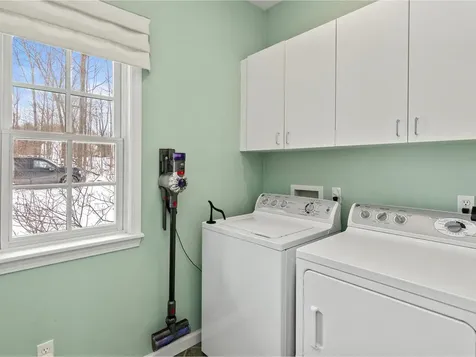 16 Wildwood Court Shelburne VT 05482