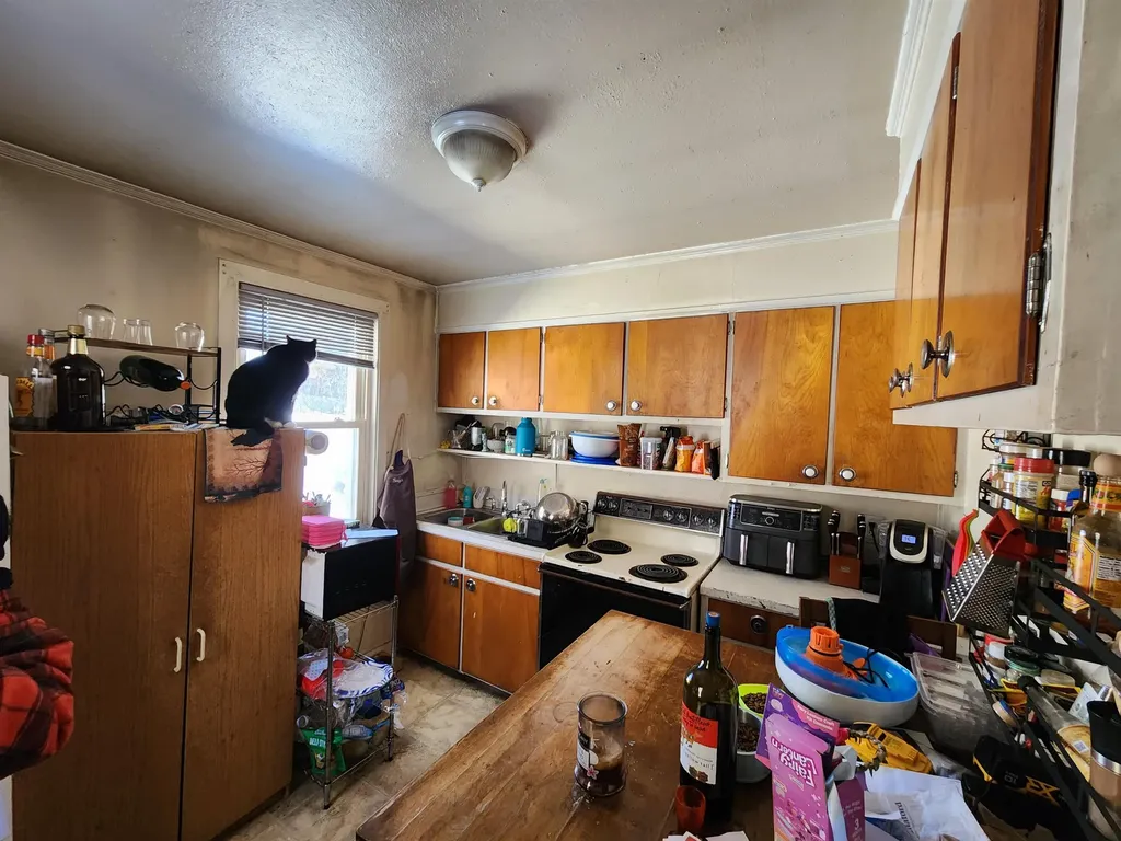 73-75 Lucille Street Manchester NH 03103