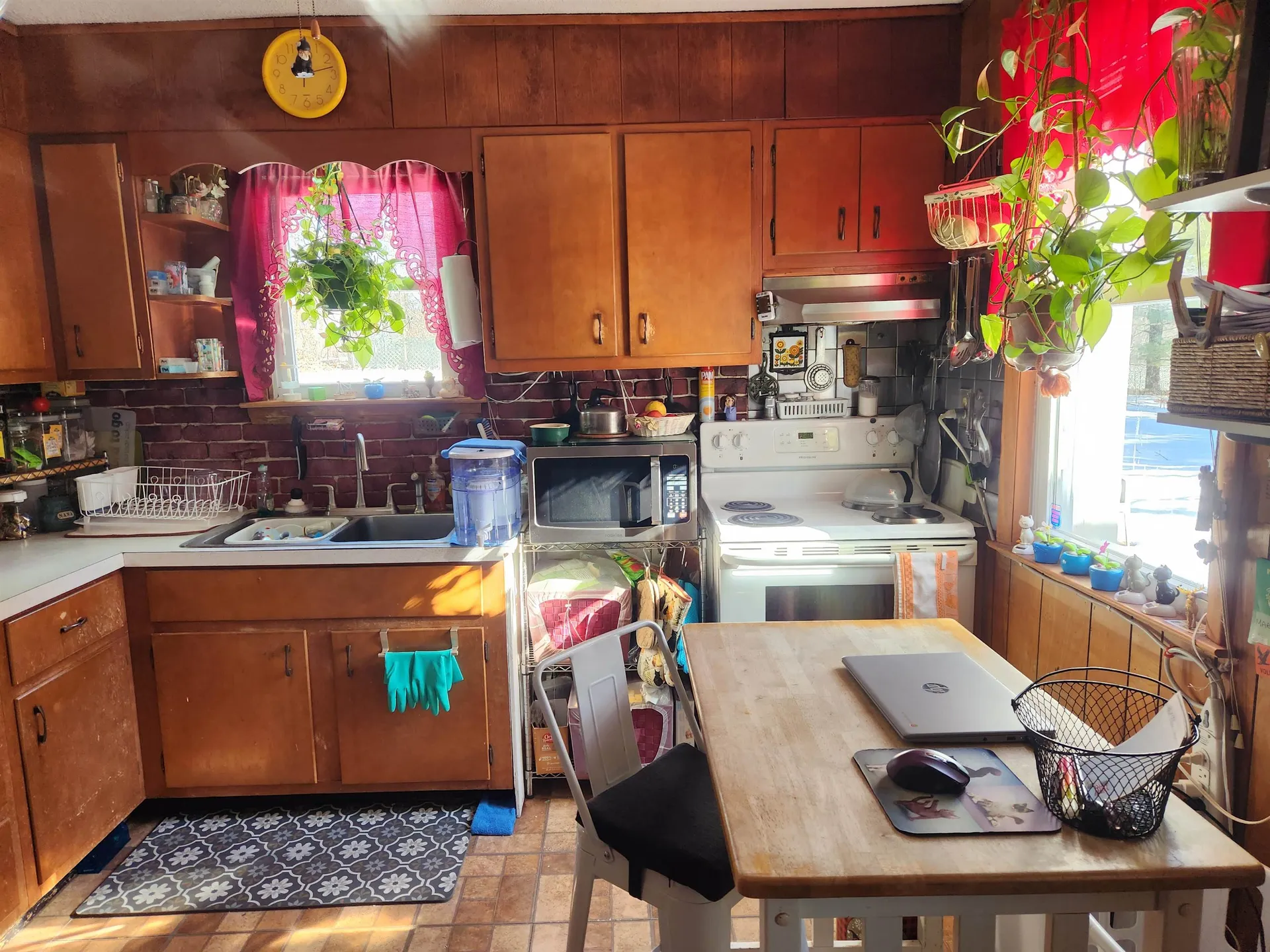 73-75 Lucille Street Manchester NH 03103