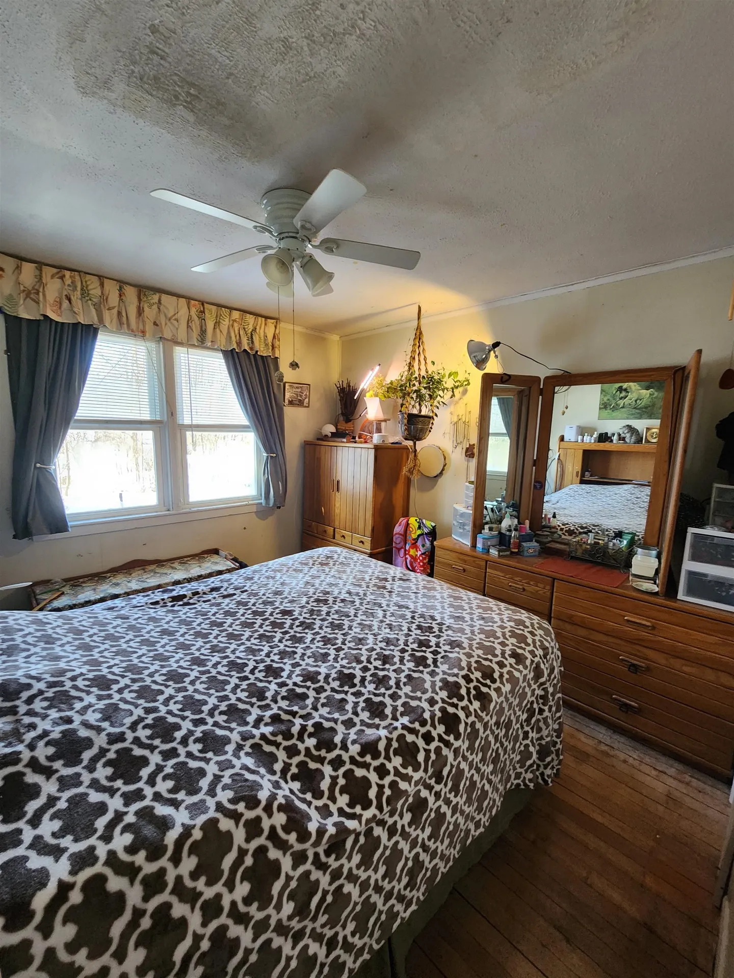 73-75 Lucille Street Manchester NH 03103