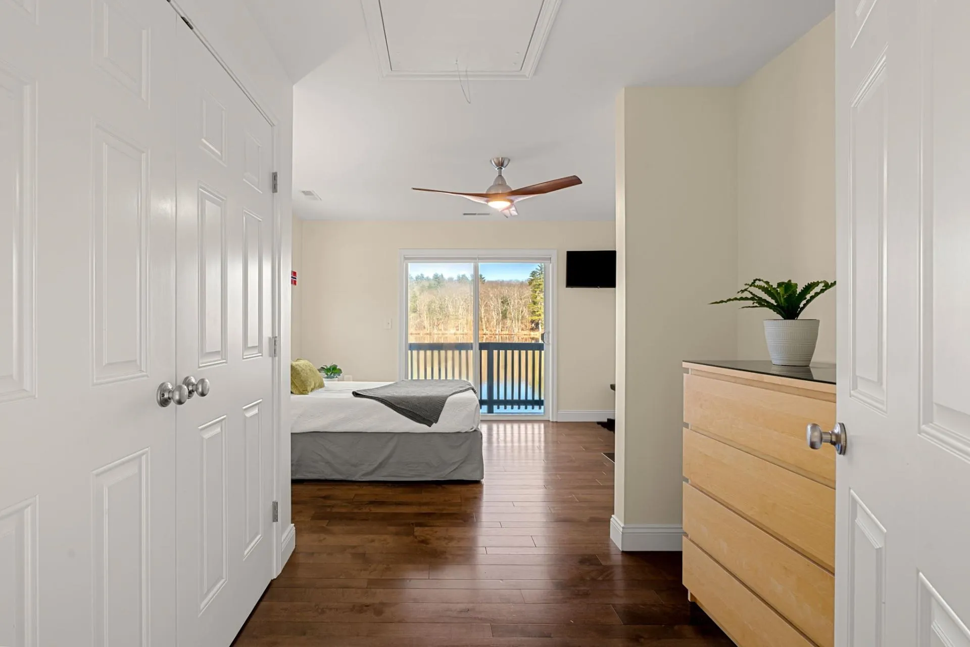 105 Shadow Lake Road Salem NH 03079