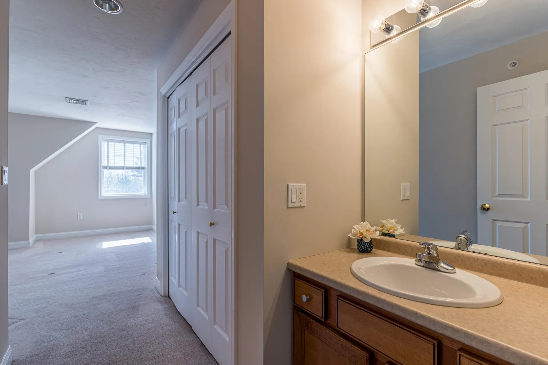 1 Sterling Hill Lane Exeter NH 03833