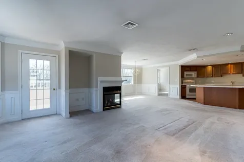 1 Sterling Hill Lane Exeter NH 03833