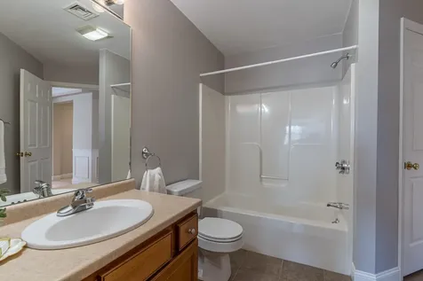 1 Sterling Hill Lane Exeter NH 03833