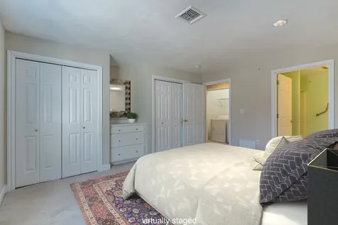 1 Sterling Hill Lane Exeter NH 03833