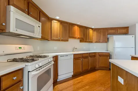 1 Sterling Hill Lane Exeter NH 03833