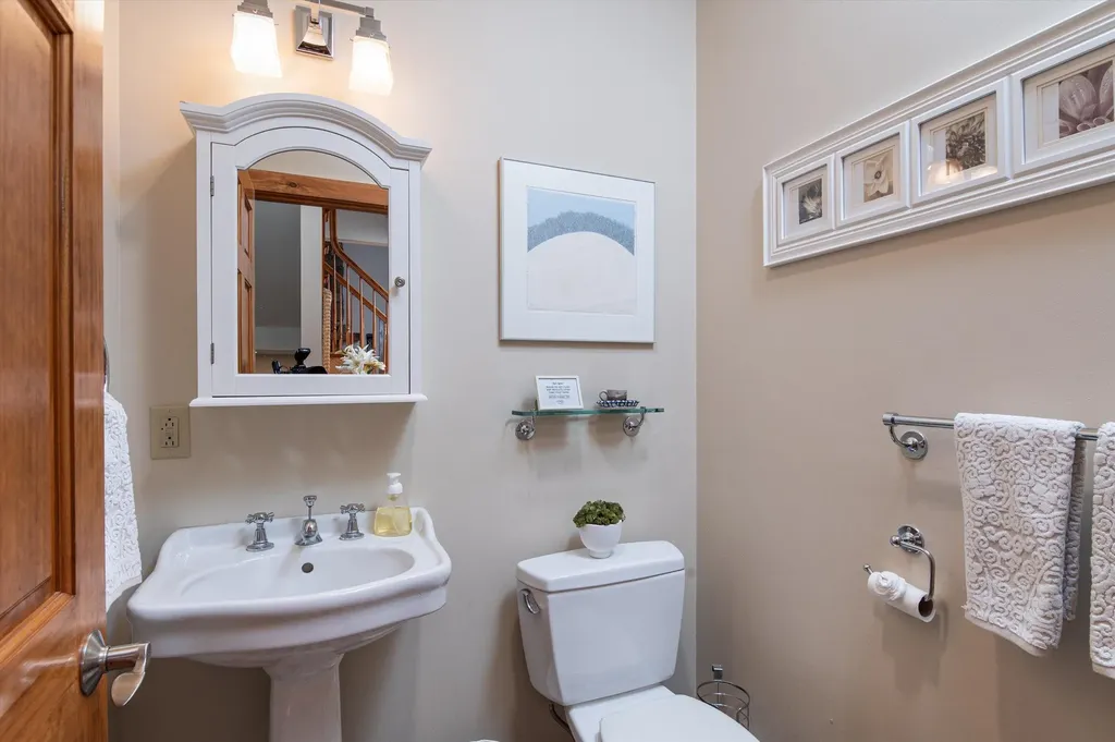 4 Garden Loop Road Winhall VT 05340