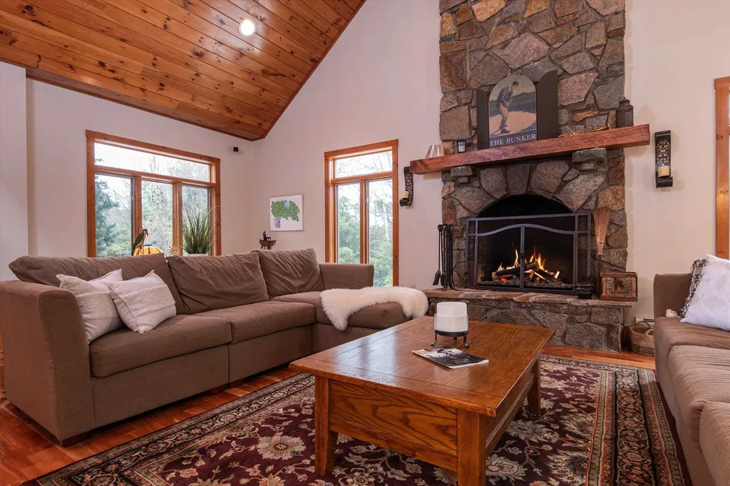 4 Garden Loop Road Winhall VT 05340