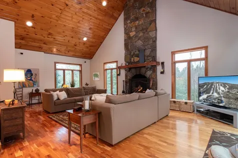 4 Garden Loop Road Winhall VT 05340