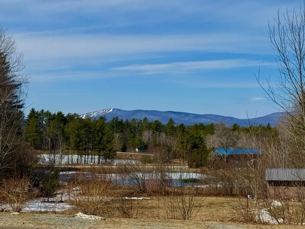 5 Snow Drift Lane Londonderry VT 05148