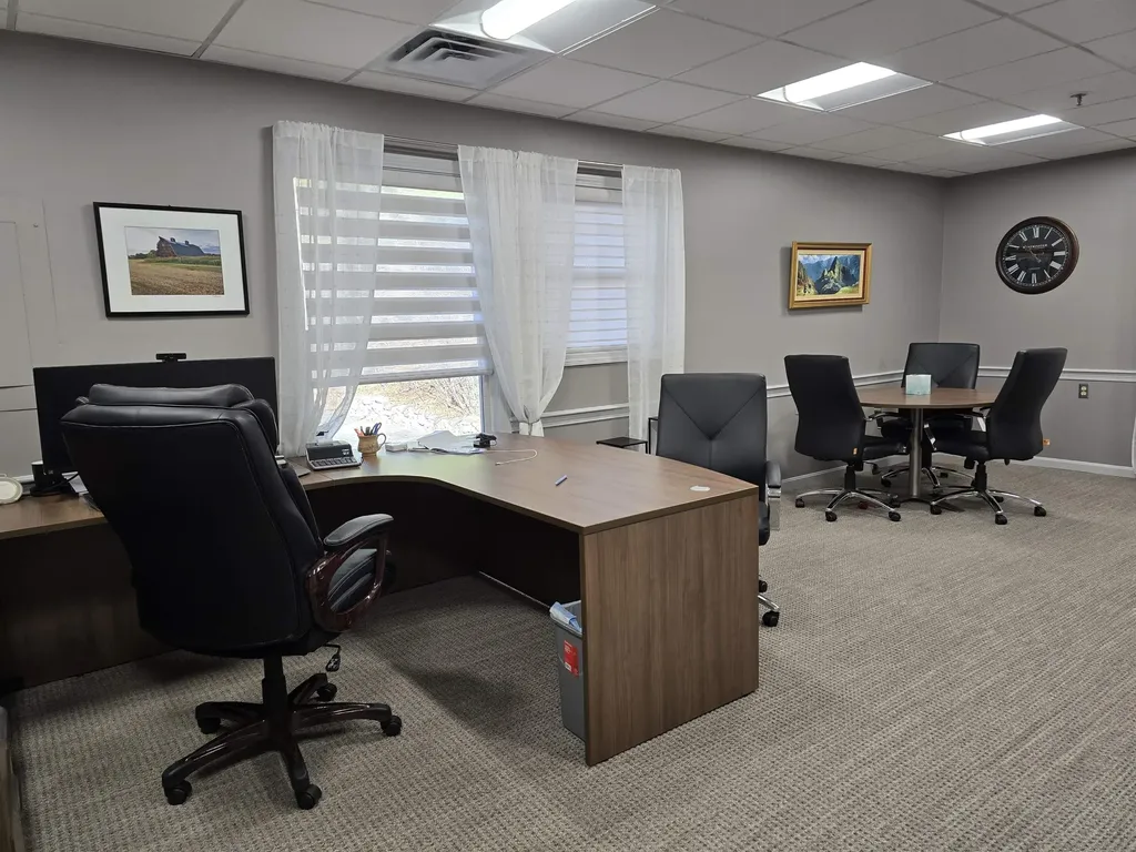 276 Newport Road New London NH 03257