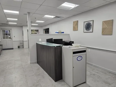 276 Newport Road New London NH 03257