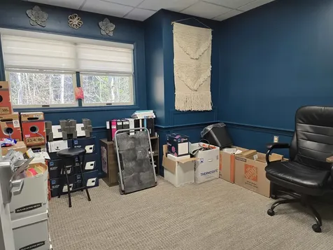 276 Newport Road New London NH 03257