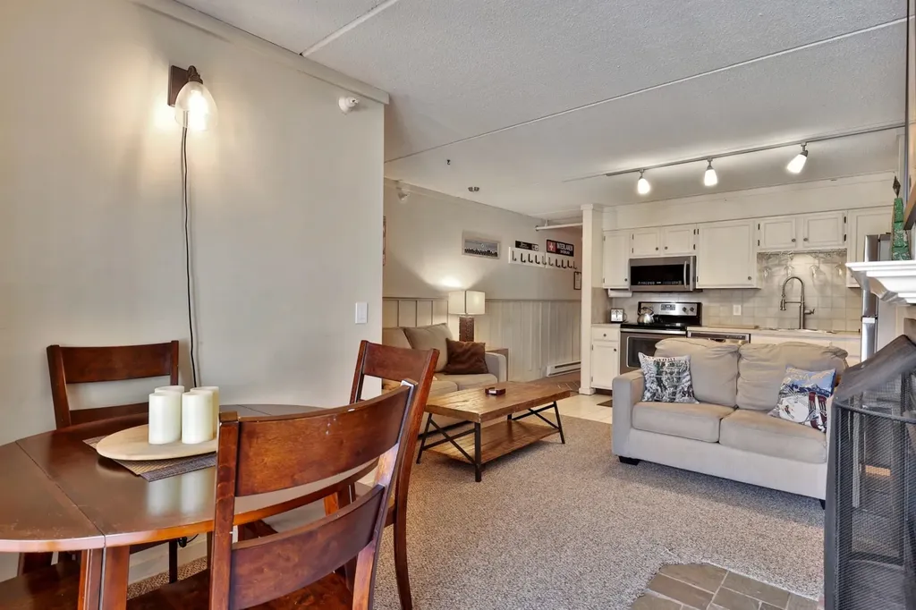 907 East Mountain Road Killington VT 05751