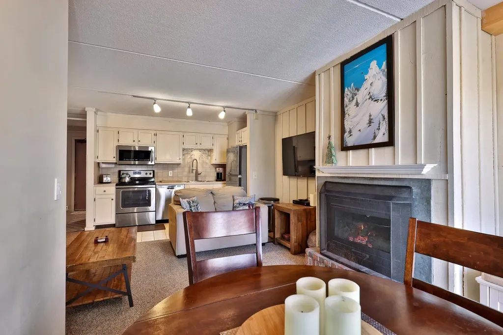 907 East Mountain Road Killington VT 05751