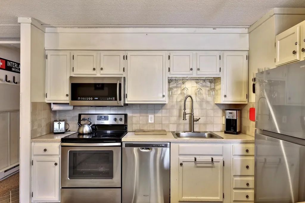 907 East Mountain Road Killington VT 05751