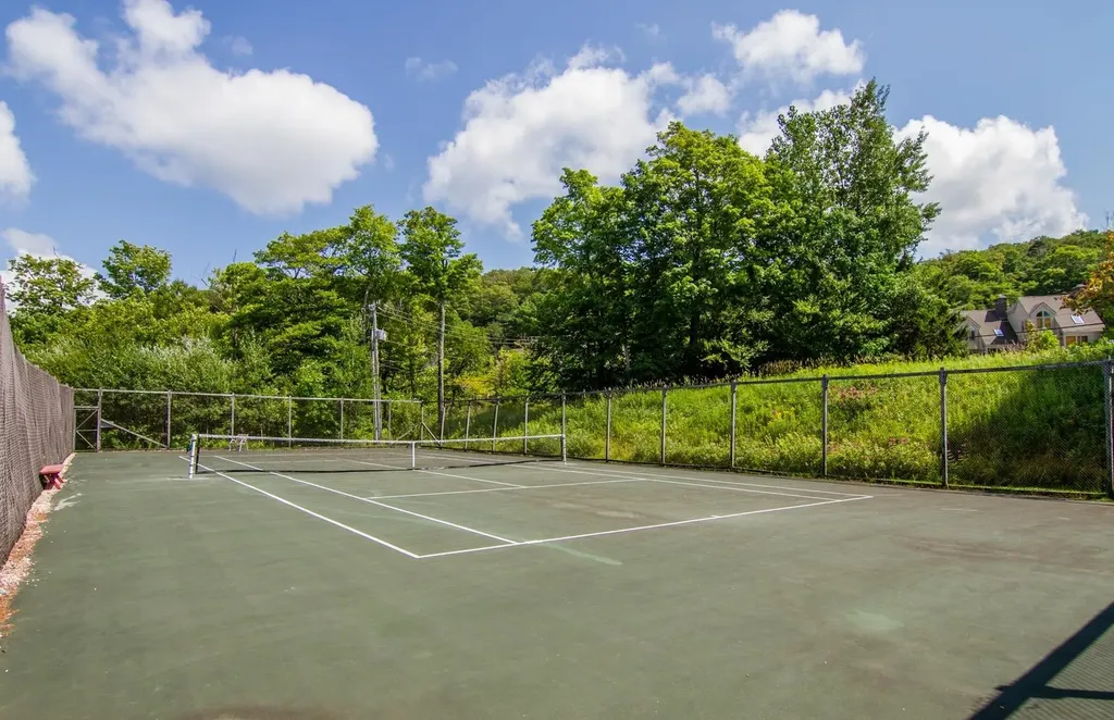 907 East Mountain Road Killington VT 05751