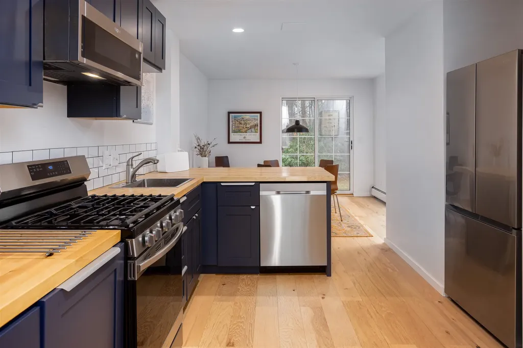 10 Lake Forest Drive Burlington VT 05401