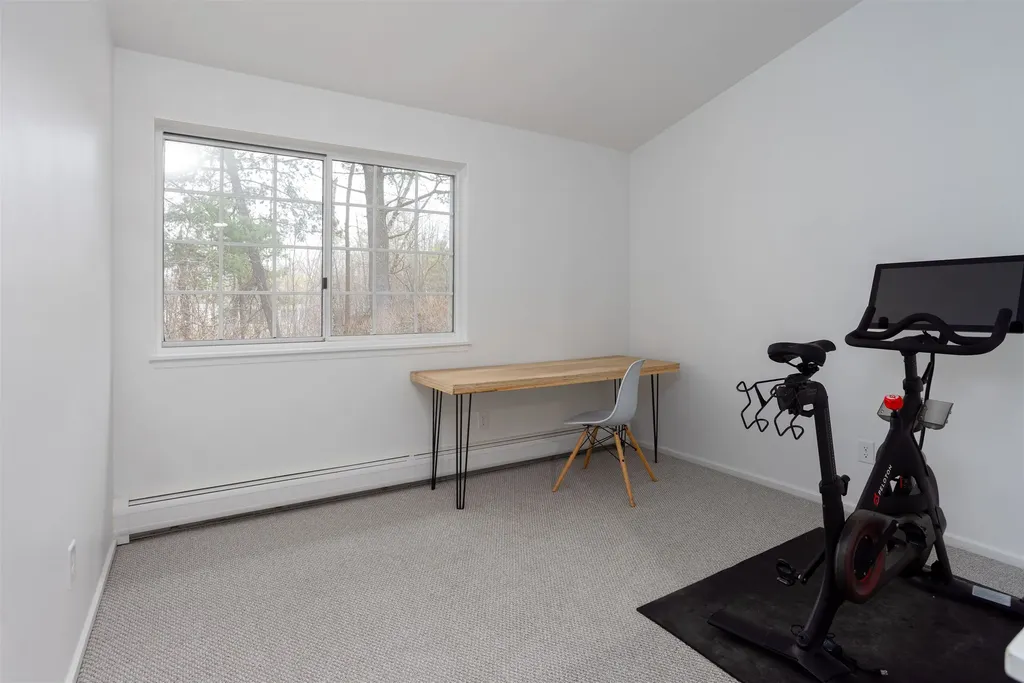 10 Lake Forest Drive Burlington VT 05401