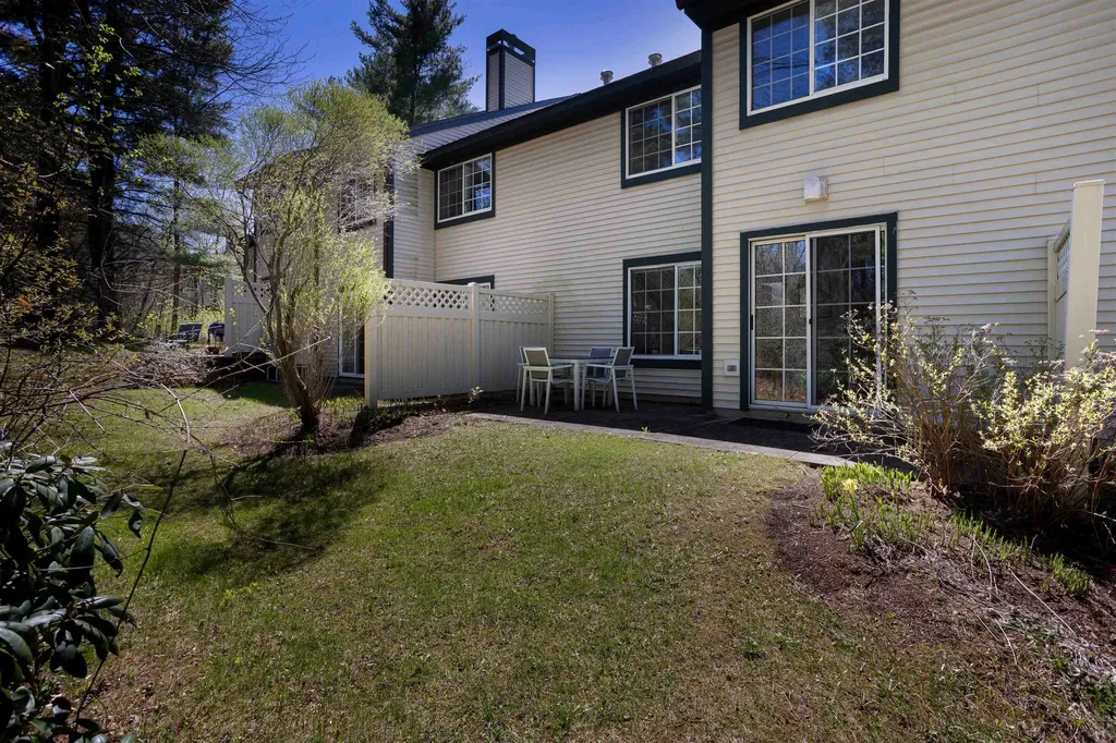 10 Lake Forest Drive Burlington VT 05401