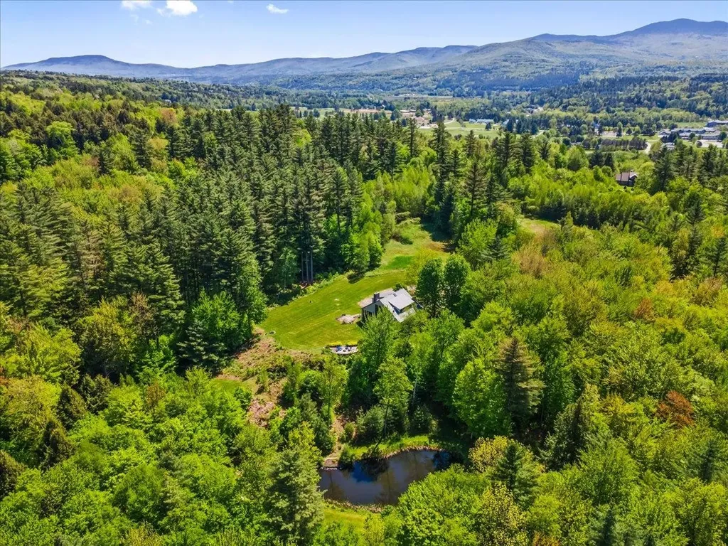 361 Grey Birch Road Stowe VT 05672