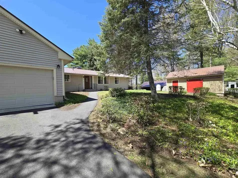 86 Chapin Terrace Laconia NH 03246