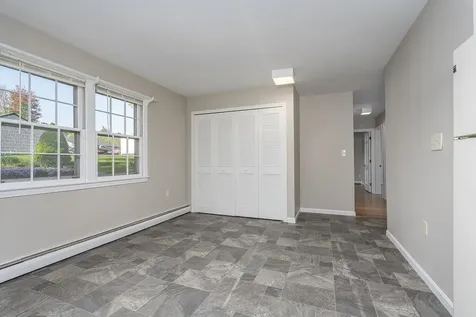 1047 Dover Road Epsom NH 03234