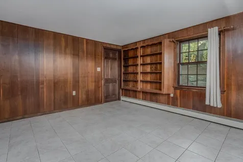 1047 Dover Road Epsom NH 03234