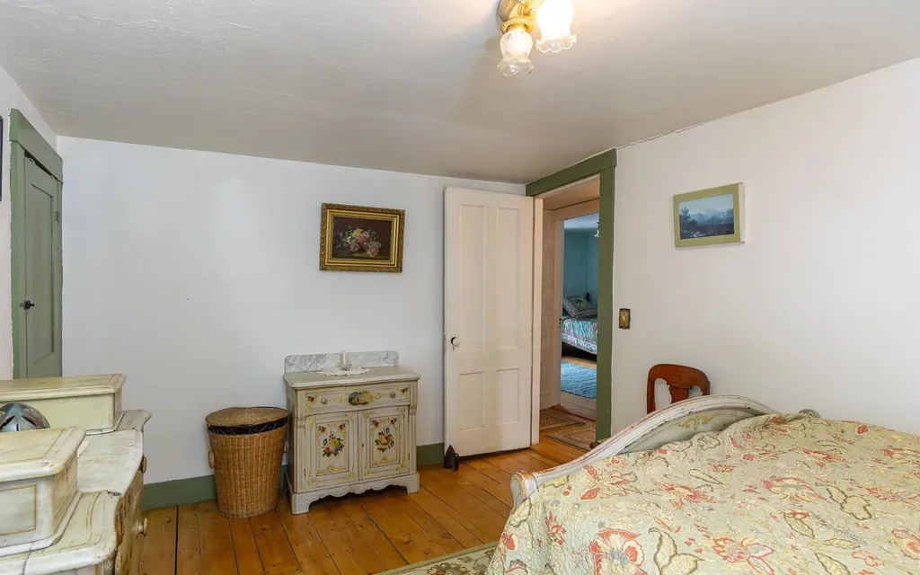 10 Cold Pond Road Acworth NH 03601