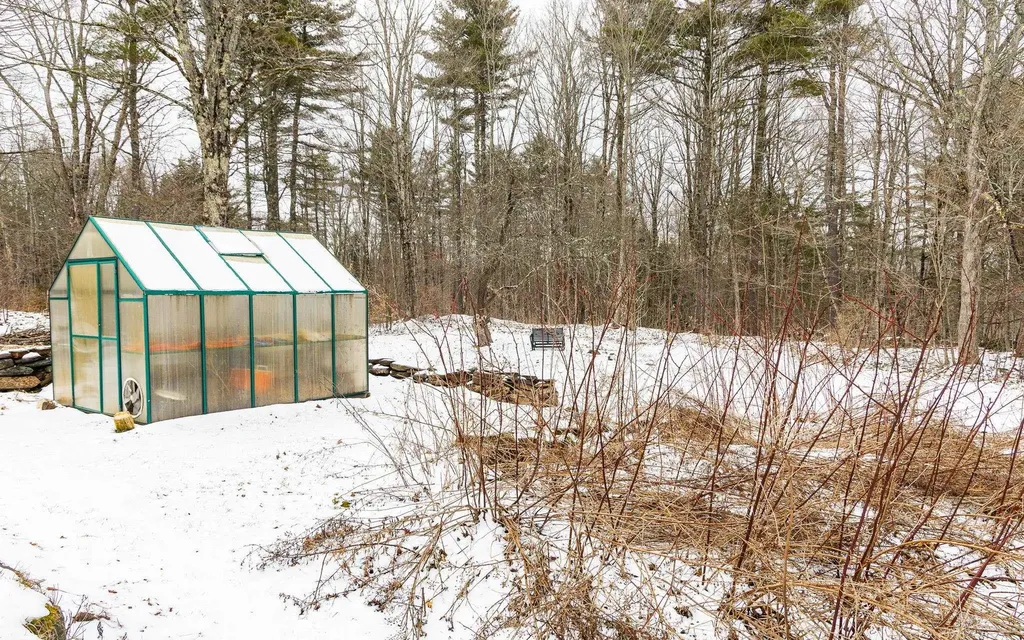 10 Cold Pond Road Acworth NH 03601