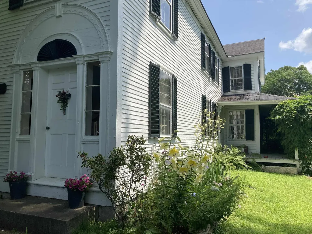 10 Cold Pond Road Acworth NH 03601