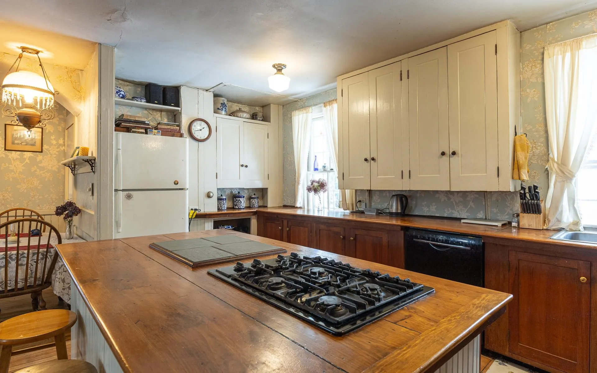 10 Cold Pond Road Acworth NH 03601