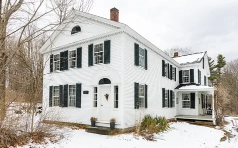 10 Cold Pond Road Acworth NH 03601