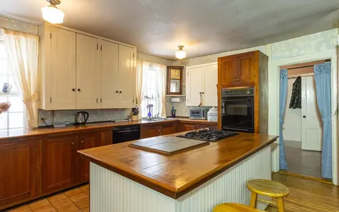 10 Cold Pond Road Acworth NH 03601