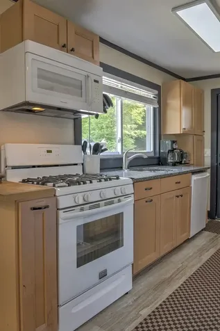 59 Wilson Pond Road Swanzey NH 03431