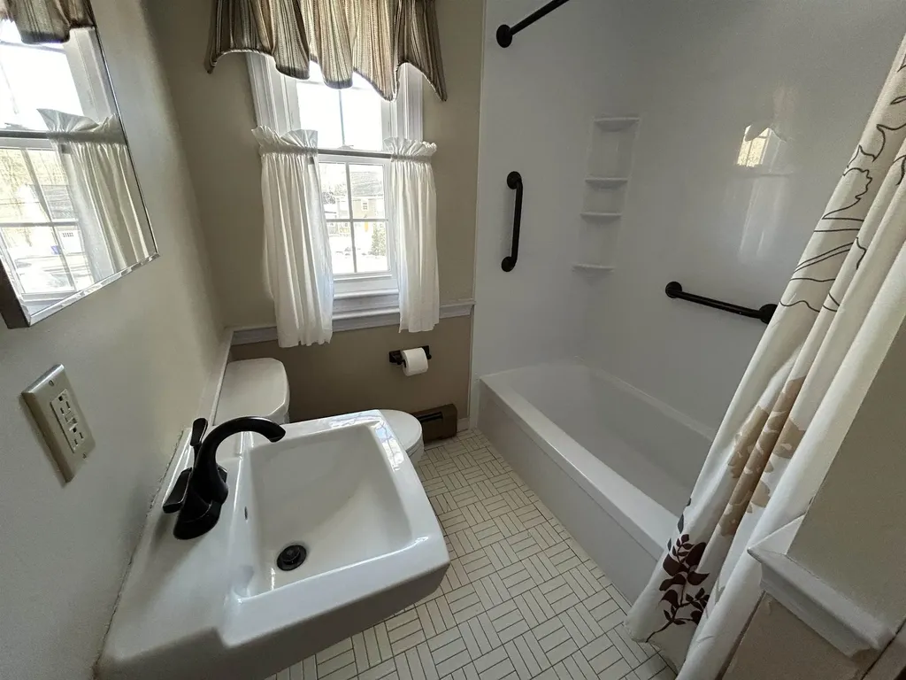 41 Boulder Brook Drive Exeter NH 03833