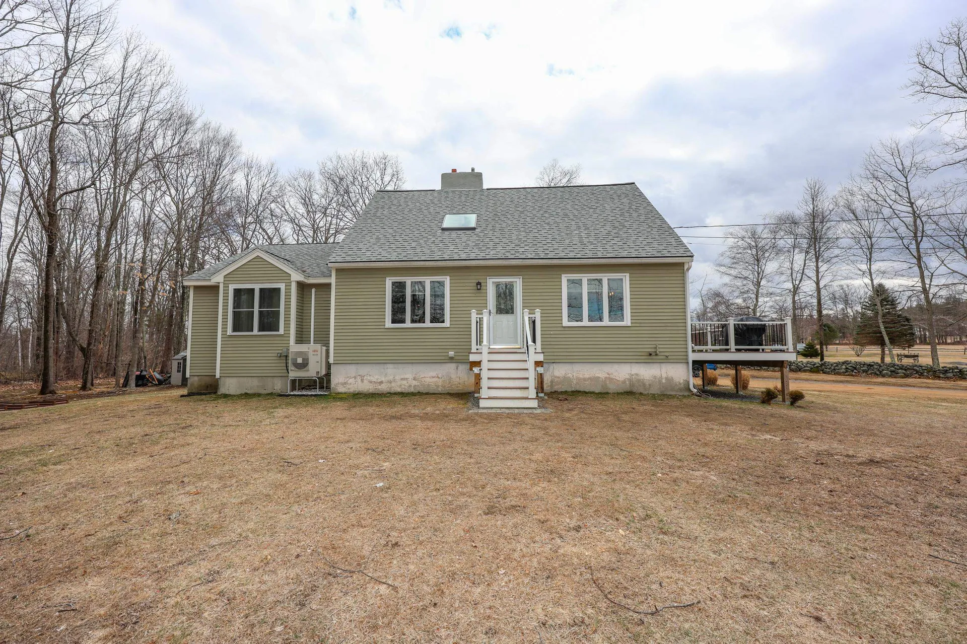 13 Wells Village Road Chester NH 03036