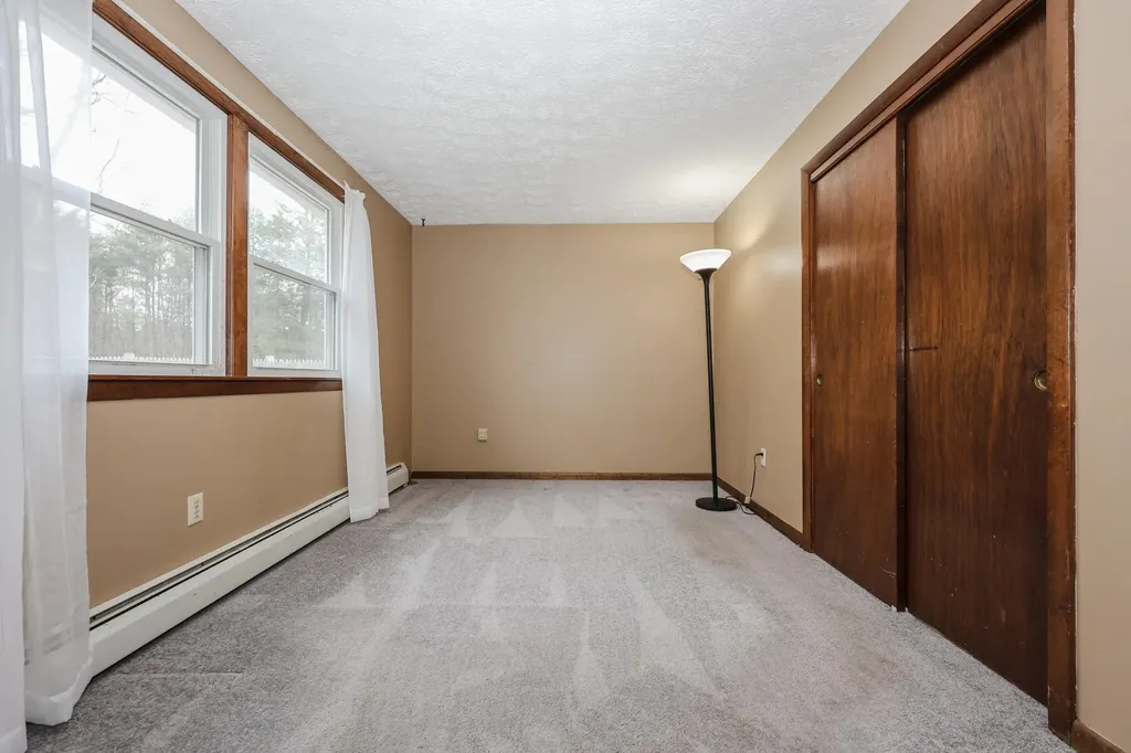 355 Phillip Street Manchester NH 03102