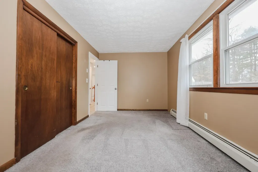 355 Phillip Street Manchester NH 03102