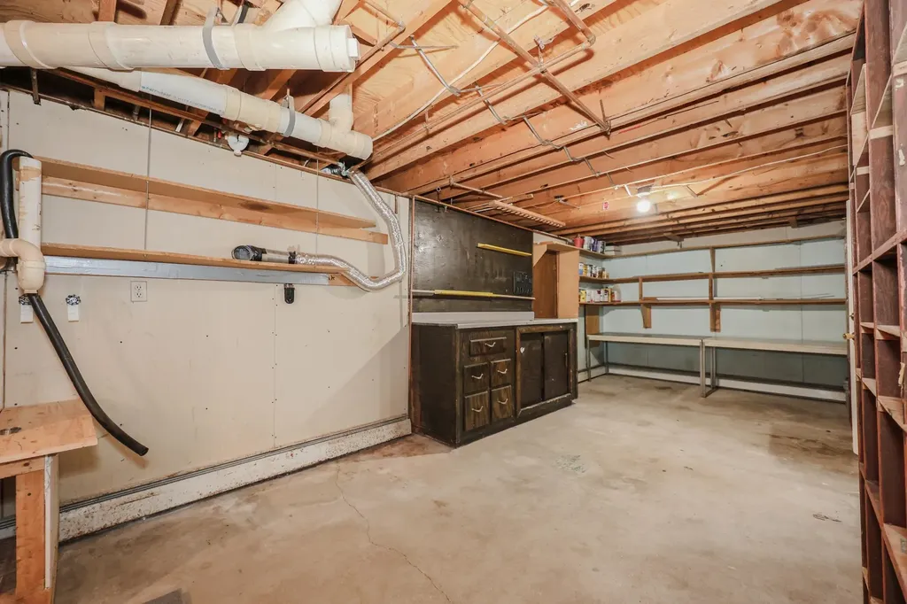 355 Phillip Street Manchester NH 03102