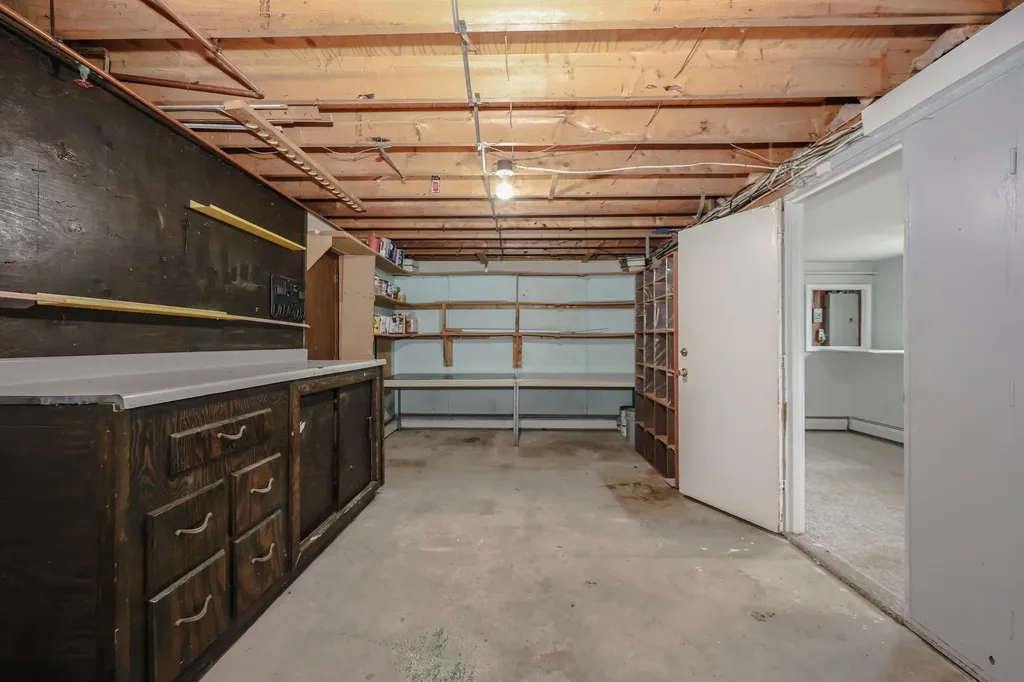355 Phillip Street Manchester NH 03102