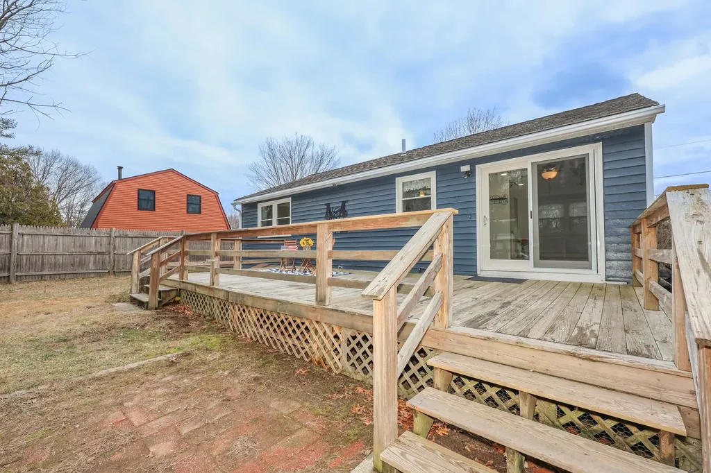 355 Phillip Street Manchester NH 03102