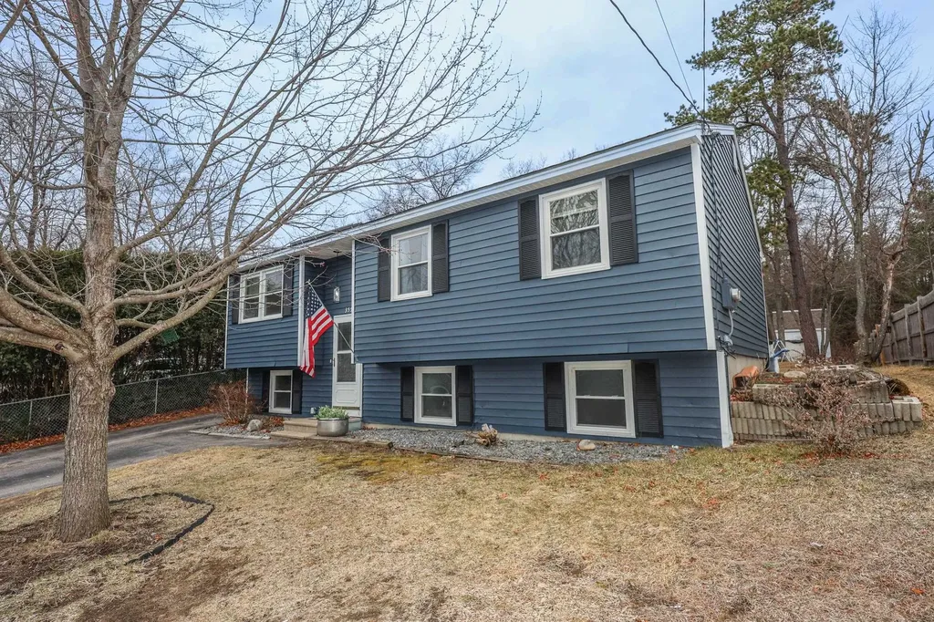 355 Phillip Street Manchester NH 03102