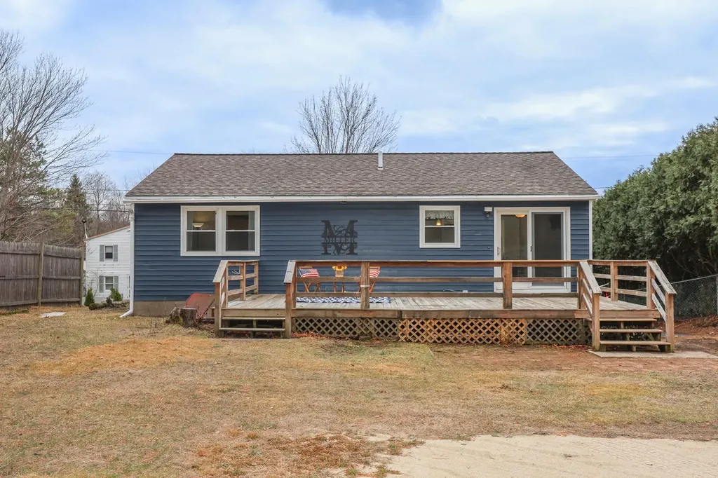 355 Phillip Street Manchester NH 03102