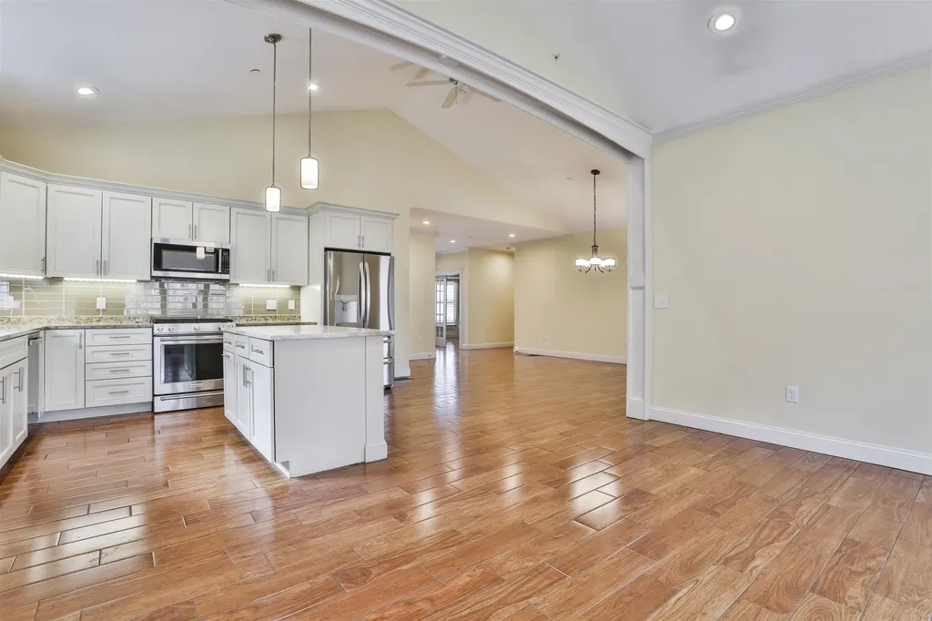 99 Pulpit Road Bedford NH 03110