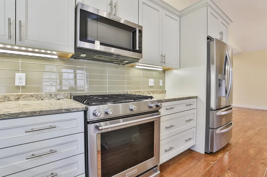 99 Pulpit Road Bedford NH 03110