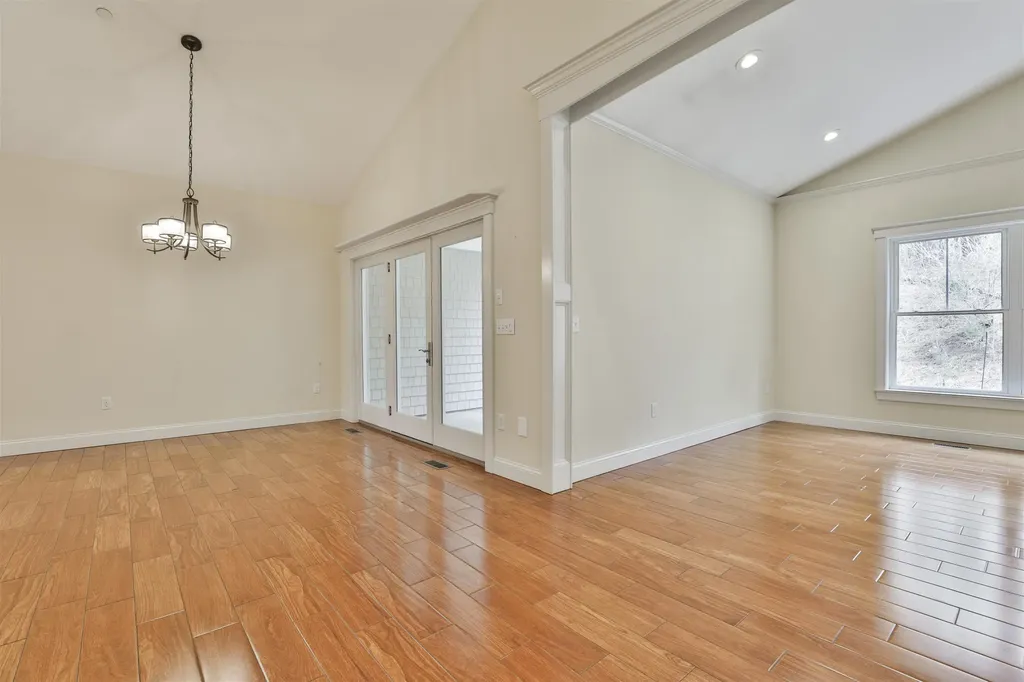 99 Pulpit Road Bedford NH 03110