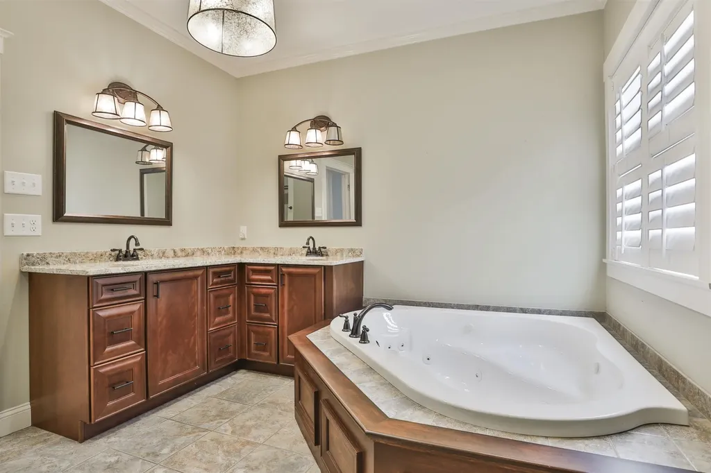 99 Pulpit Road Bedford NH 03110